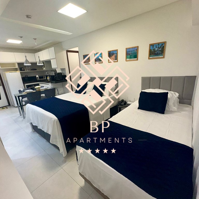 Flat com piscina a 50m da praia