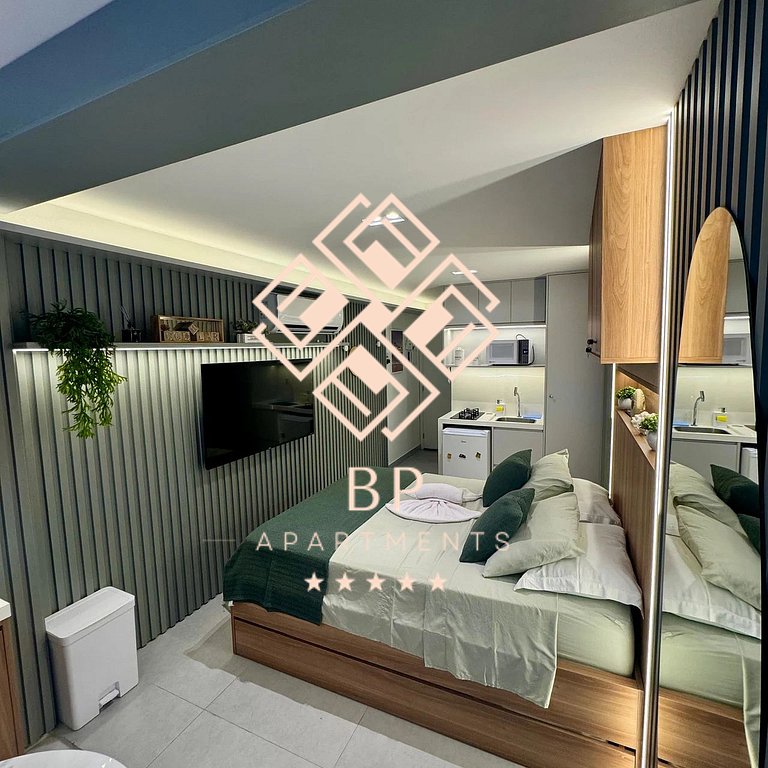 Flat Espetacular com Piscina Privativa