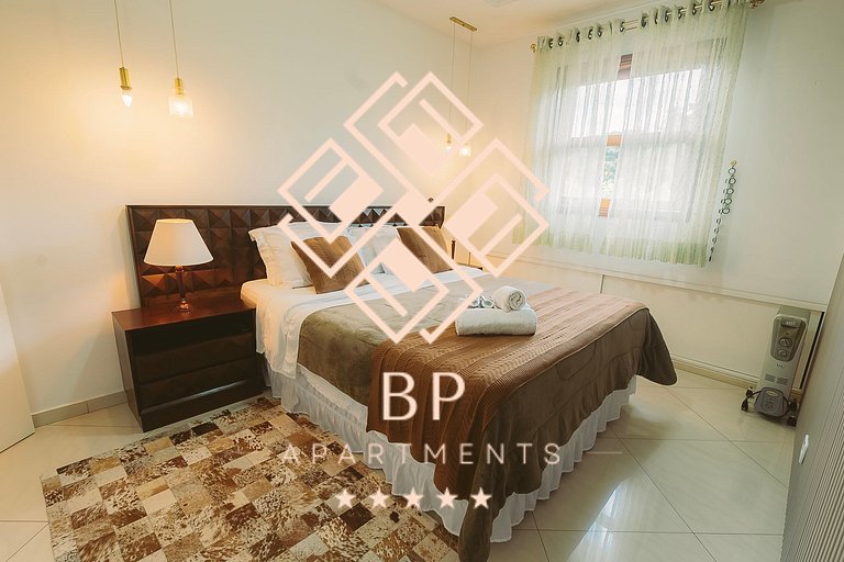 Apto no Coração do Capivari e Perto de Tudo!