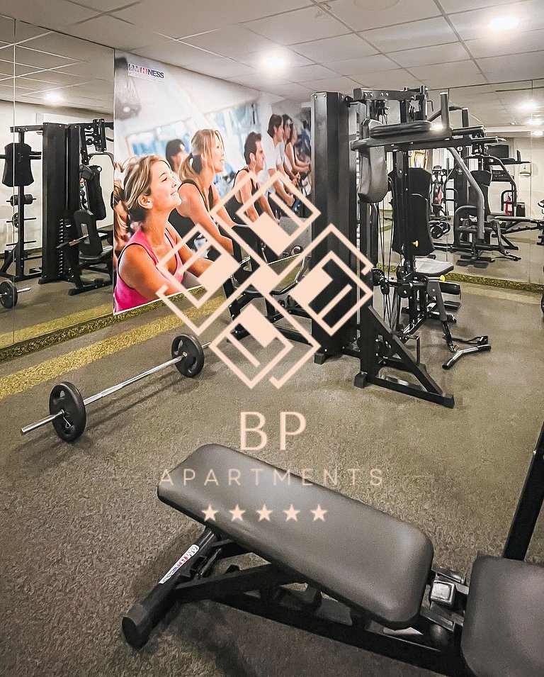 Flat com piscina a 50m da praia