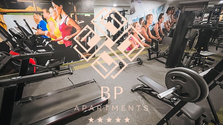 Flat com piscina a 50m da praia