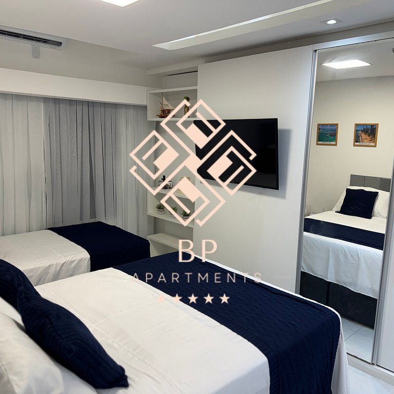 Flat com piscina a 50m da praia