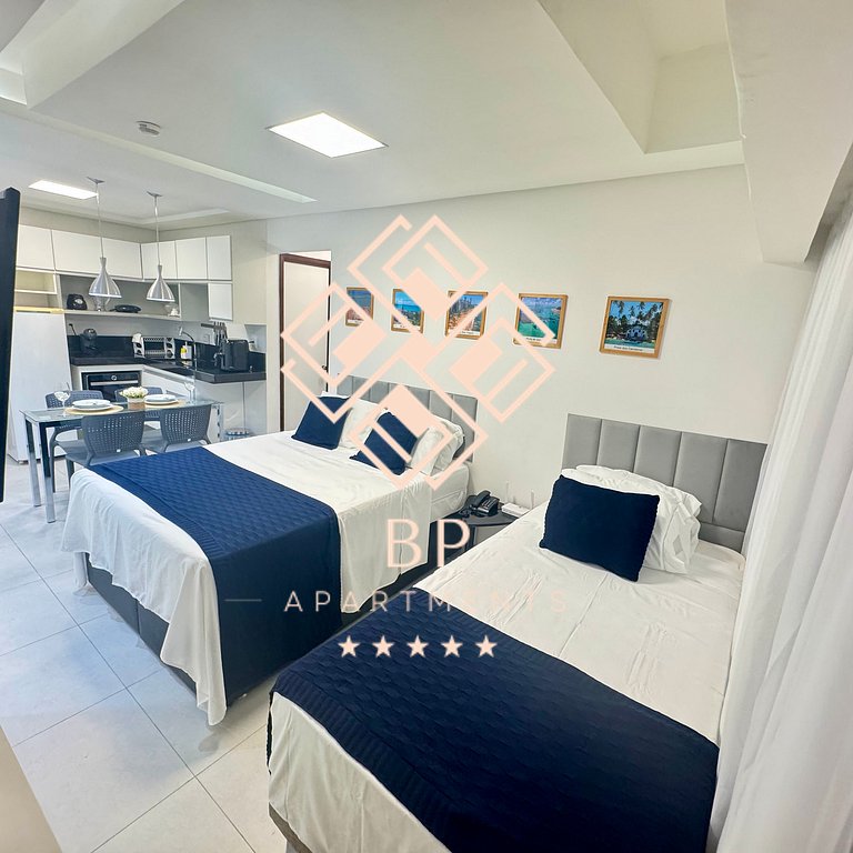 Flat com piscina a 50m da praia