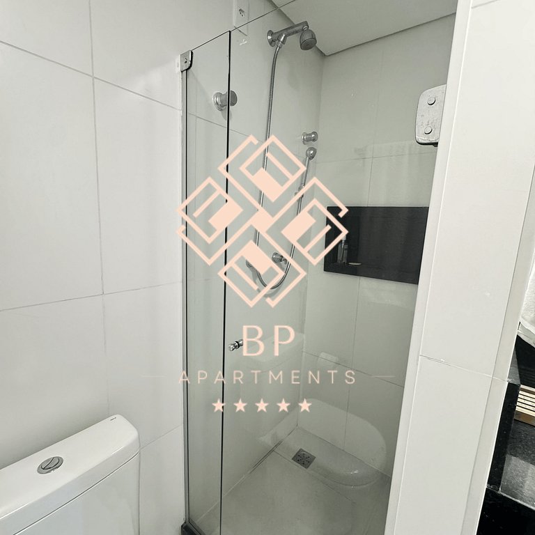 Flat com piscina a 50m da praia