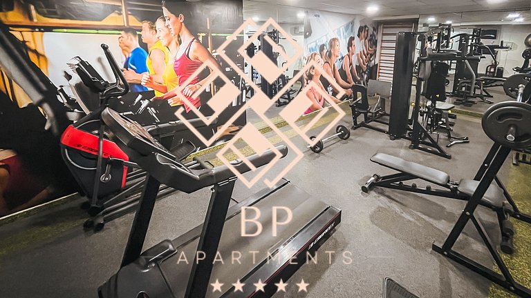 Flat com piscina a 50m da praia